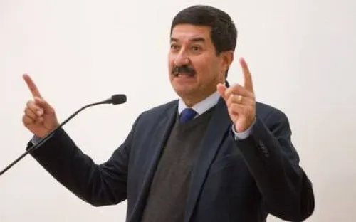 Descarta TEPJF uso indebido de recursos de Javier Corral