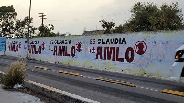 #EsClaudia… pero no la de AMLO