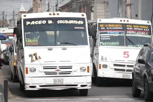 Aumento a la tarifa del transporte público se resolverá en una semana: Gobernador