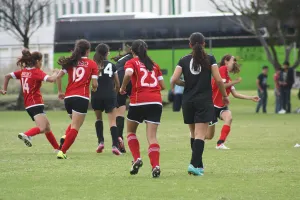 Conforma Ibero equipos para competencias deportivas