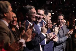 Asiste RMV a Concierto 2013 de Orquesta Sinfónica Nacional Esperanza Azteca