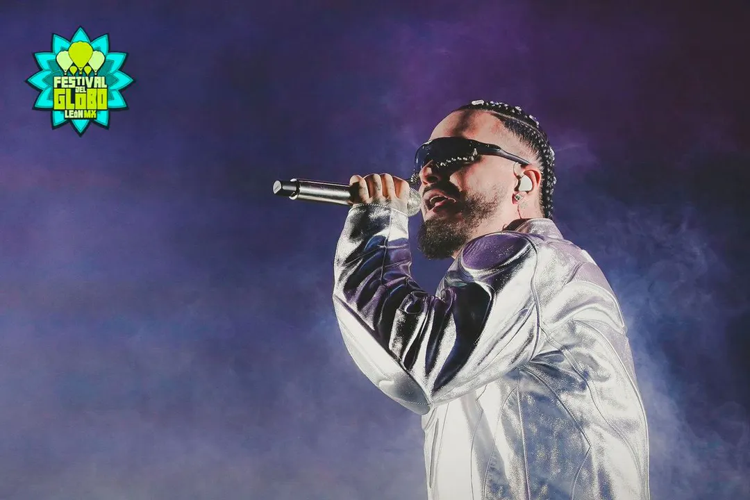 J Balvin Fig Leon 24