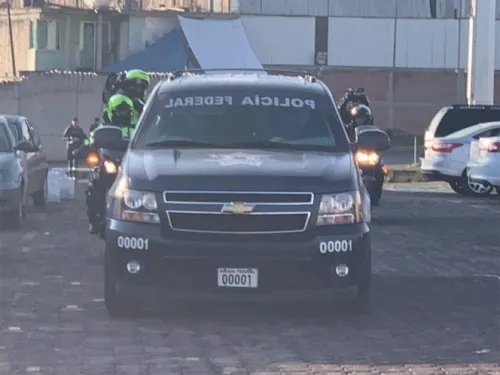 Ingresa Rosario Robles al penal de Santa Martha Acatitla