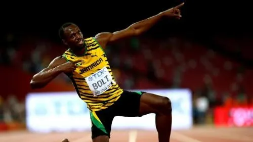 Usain Bolt debutará como futbolista en Old Trafford