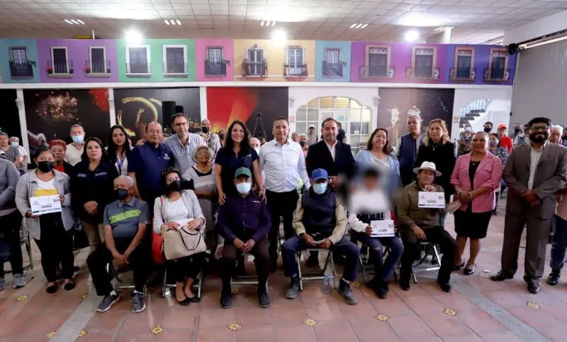 Entrega-de-Aparatos-Auditivos