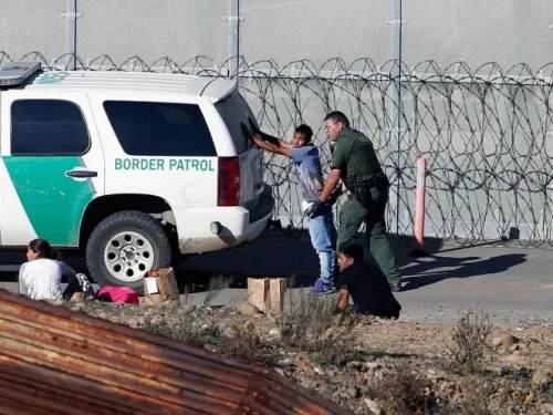 Presume EU caída de flujo migratorio gracias a México
