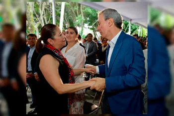 Regreso de Laura Artemisa García al Congreso es decisión personal: Pepe Chedraui