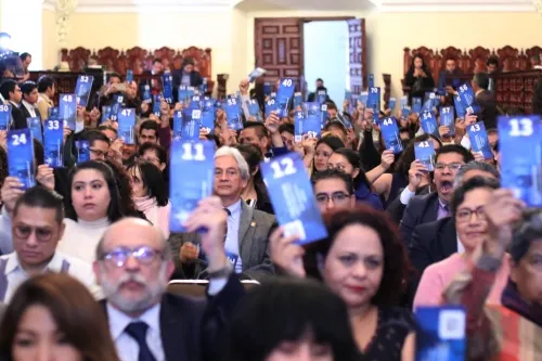Consejo Universitario de la BUAP aprueba once salidas laterales de seis Facultades