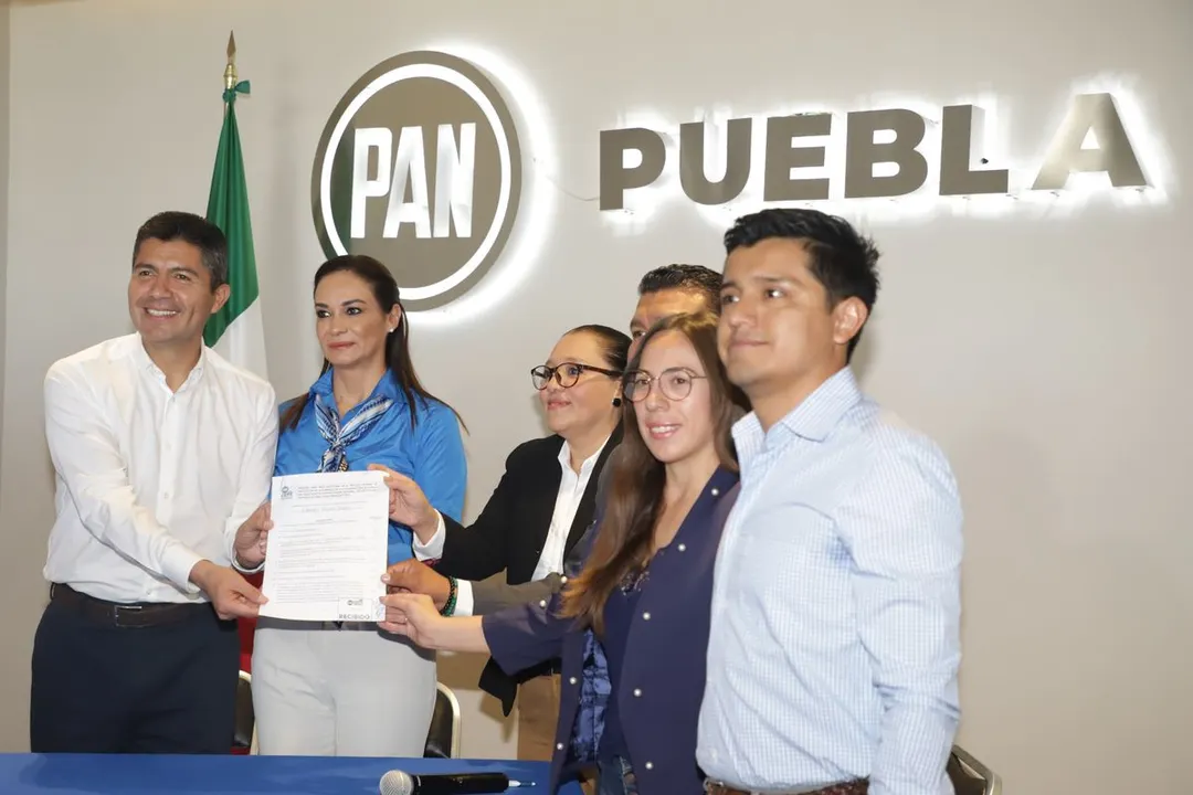 Eduardo Rivera Registro Precandidato Pan