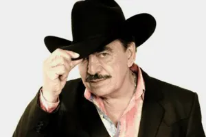 Reportan notable mejoría de Joan Sebastian