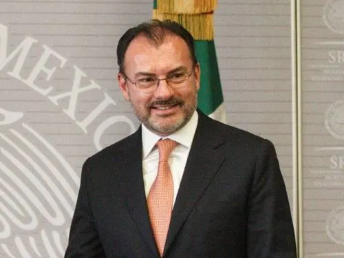 Inaceptable condicionar TLCAN a acciones migratorias: Videgaray