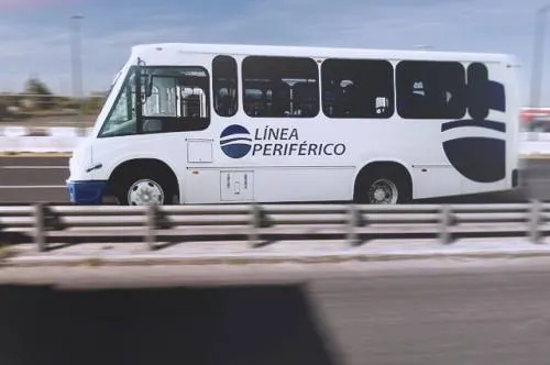 Taxis pirata que operan como colectivos han quitado pasaje al RUTA Periférico