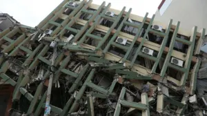 México envía 13 toneladas de apoyo humanitario a Ecuador