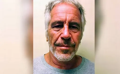 EU acepta que hay serias irregularidades en prisión donde murió Epstein