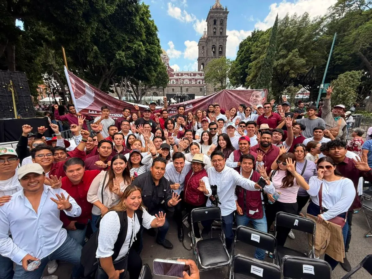 morena-zocalo-pue-apoyo-a-sheinbaum