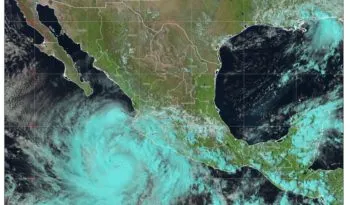 Huracán Priscilla alcanza categoría 1 y provoca alerta en el Pacífico mexicano