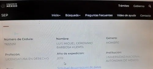 En 2019, recibió Barbosa su cédula profesional: SEP