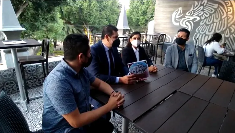 Entrega Armenta a CRV su proyecto