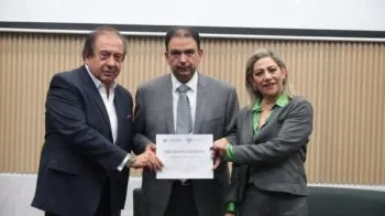 El Voluntariado del Congreso del estado de Puebla realizó la conferencia “Complejidades Jurídicas de la Posmodernidad”