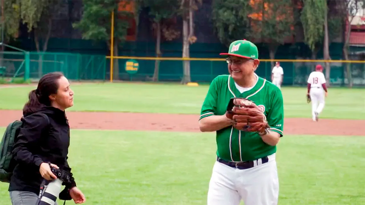 Lopez Obrador Beisbol