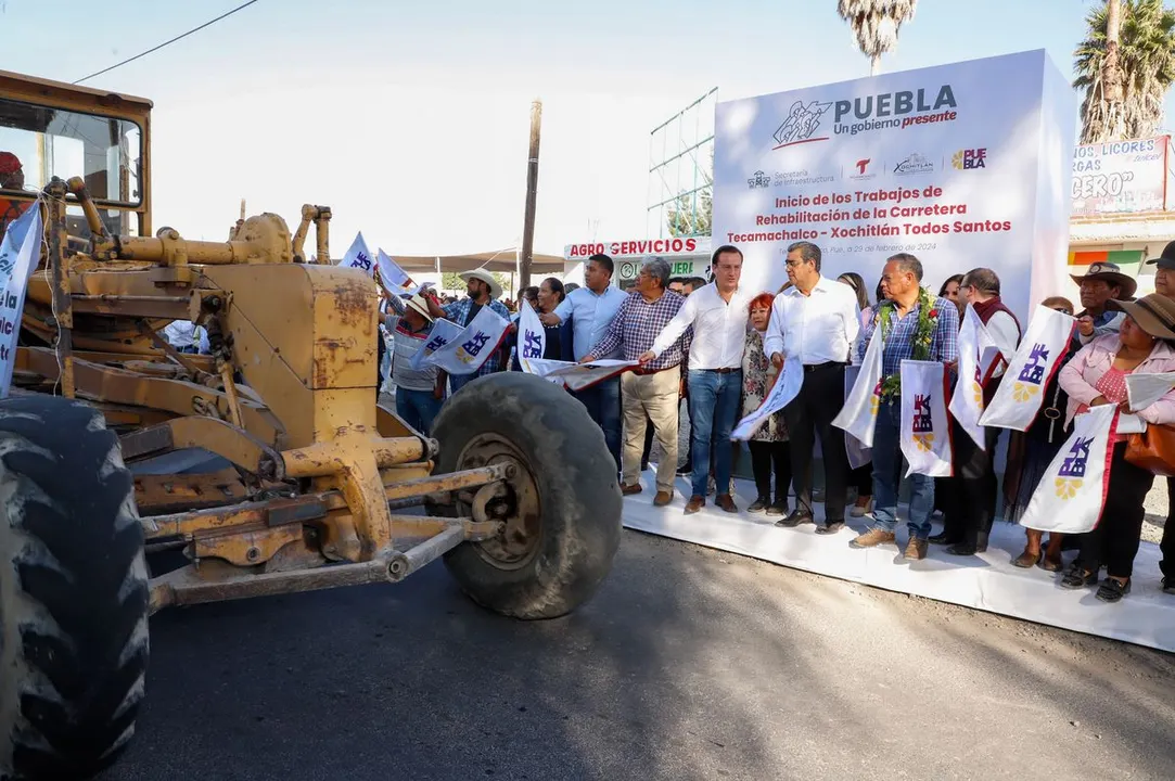 Cespedes Rehabilitacion Carretera Tecamachalco Xochitlan Apoyos