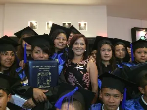 Dinorah López de Gali refrenda compromiso con educación de niñez poblana
