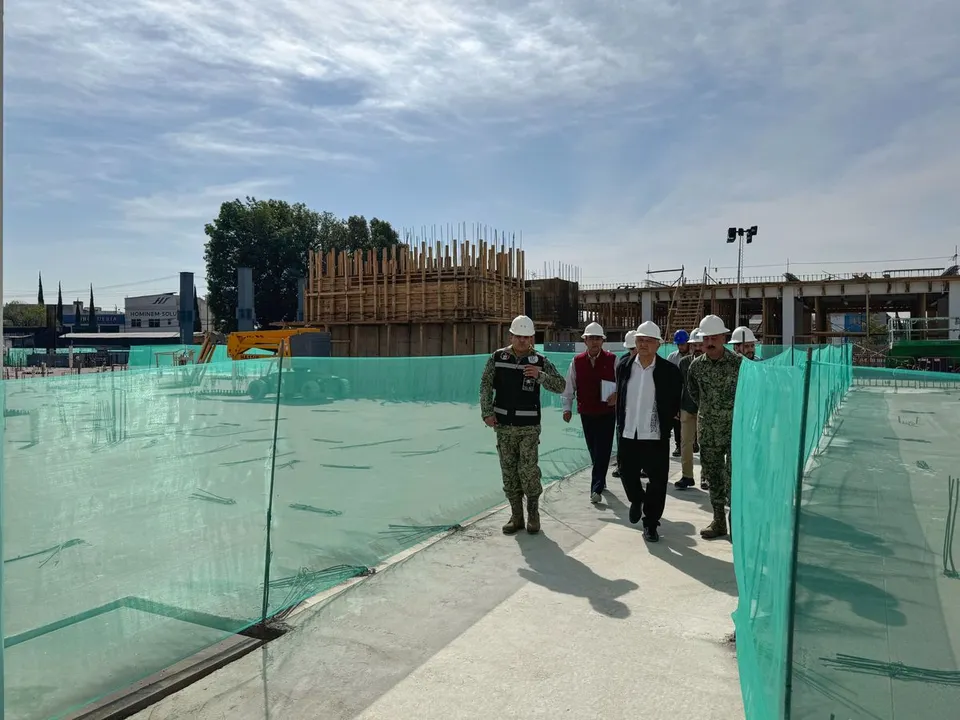 Lopez Obrador Hospital Imss San Alejandro