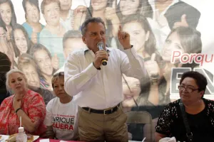 Ante comerciantes, Agüera afirma que respetará patrimonio histórico