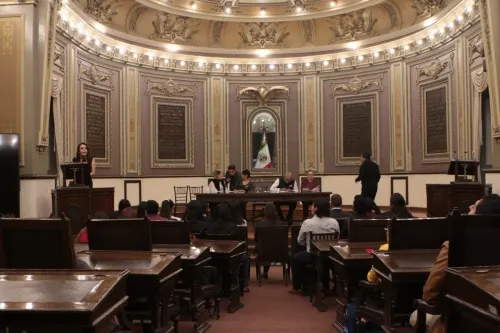 Premian a ganadores del concurso “Ensayo 2019” promovido por la Comisión de Transparencia