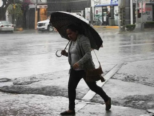 ¡No olvide el paraguas! Seguirán las lluvias en el país