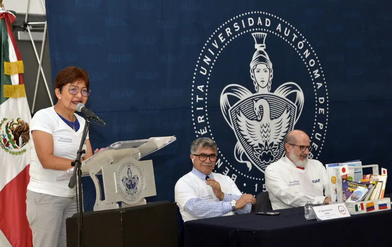 Despide la BUAP a 218 estudiantes de intercambio de AL, Europa y Asia