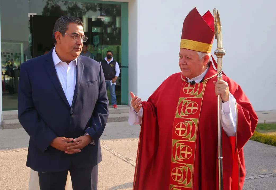 Céspedes Peregrina y Víctor Sánchez