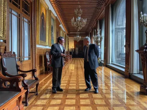 Con López Obrador estamos en buenas manos: Monreal