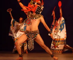 Niños disfrutan en el CCU BUAP del ”Ritual a Quetzalcóatl”