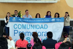 SMDIF izó bandera blanca y brindó servicios de salud en San Jerónimo Caleras