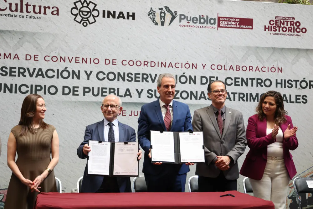 Ayuntamiento de Puebla e INAH