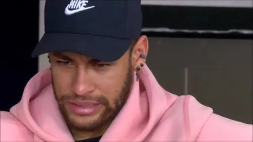 UEFA abre expediente a Neymar por críticas tras eliminación del PSG