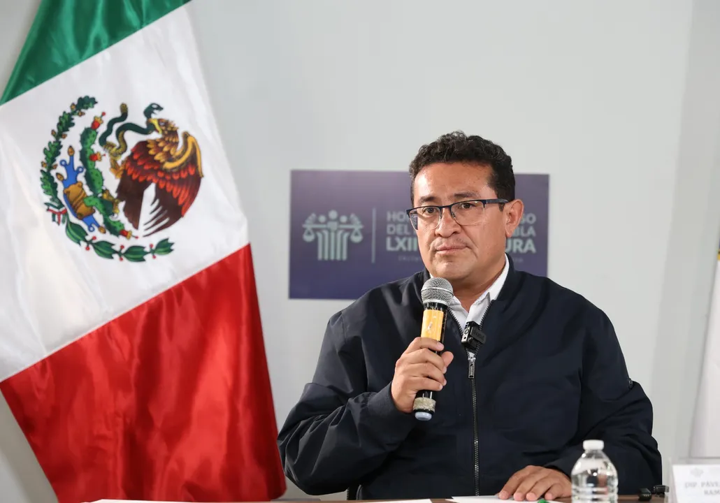 Pavel Gaspar descarta cambios en áreas del Congreso y respalda a Leopoldo de Lara