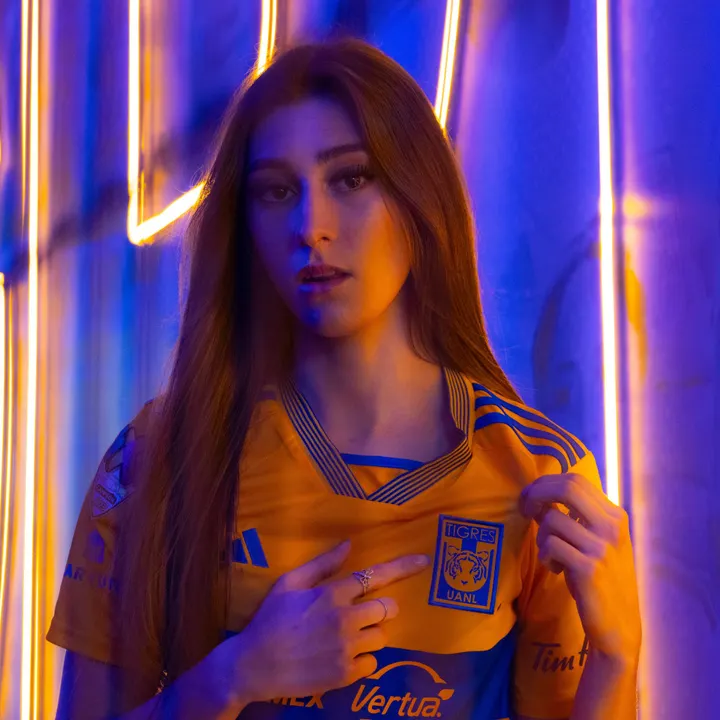 Tatiana - Flores - llega - a - Tigres