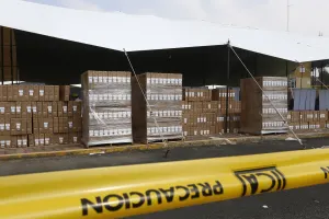 Denuncian que entrega de pantallas sólo beneficia a militantes PRI