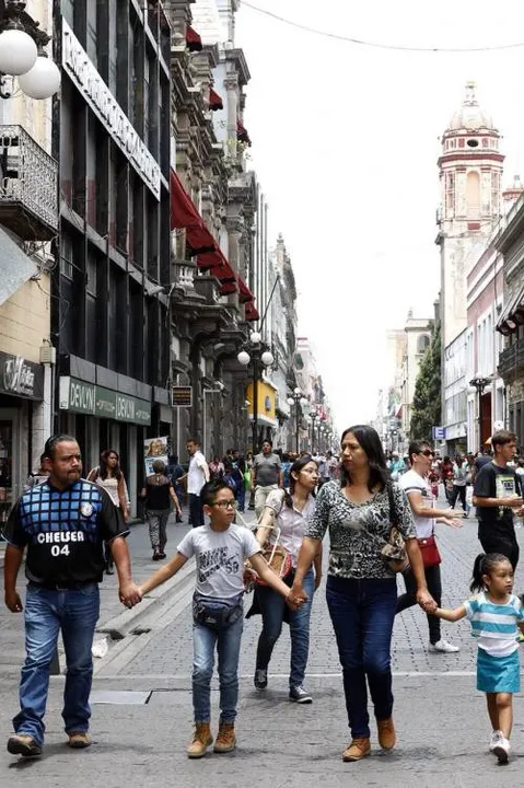 “Ándale” reúne miles de peatones en el Centro Histórico de Puebla en su primer fin de semana