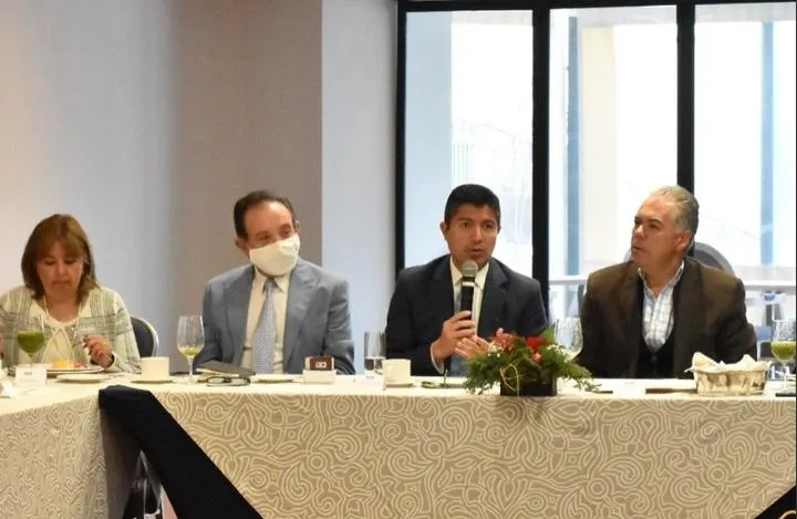 El CCE se pronuncia a favor de que Puebla capital cobre el DAP