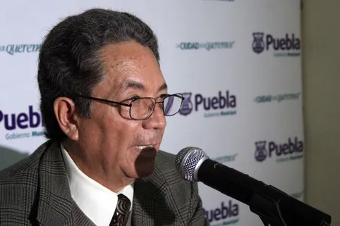 Remplazo de Marín en mural saldría de una consulta ciudadana
