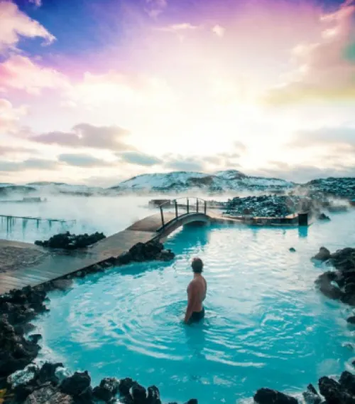Mueren tres youtubers al caer de una cascada