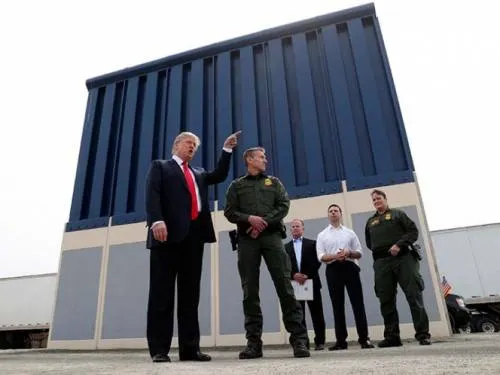 Construcción del muro comenzará de inmediato: Trump