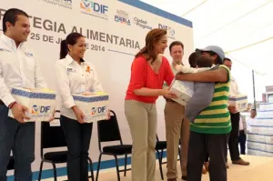 SEDIF entrega apoyos de Carencia Alimentaria en Xochimehuacán