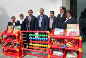 Entrega SEDIF material para Centros de Asistencia Infantil Comunitarios