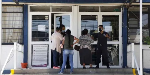 Familiares de internos se quejan contra CIEPA