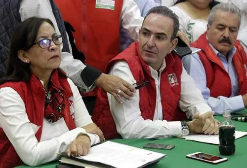 PRI: llegó la hora de repartir las rebanadas del pastel de las candidaturas