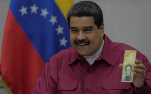 Ante hiperinflación, Maduro lanza “superbillete” de 100 mil bolívares